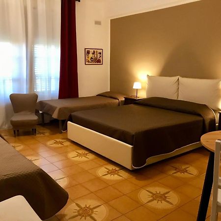 Gli Artisti Apartments & Rooms Bagheria Habitación foto