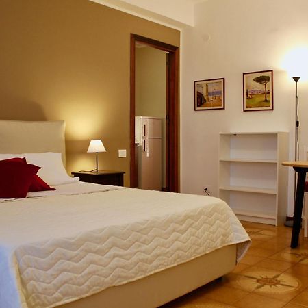 Gli Artisti Apartments & Rooms Bagheria Habitación foto